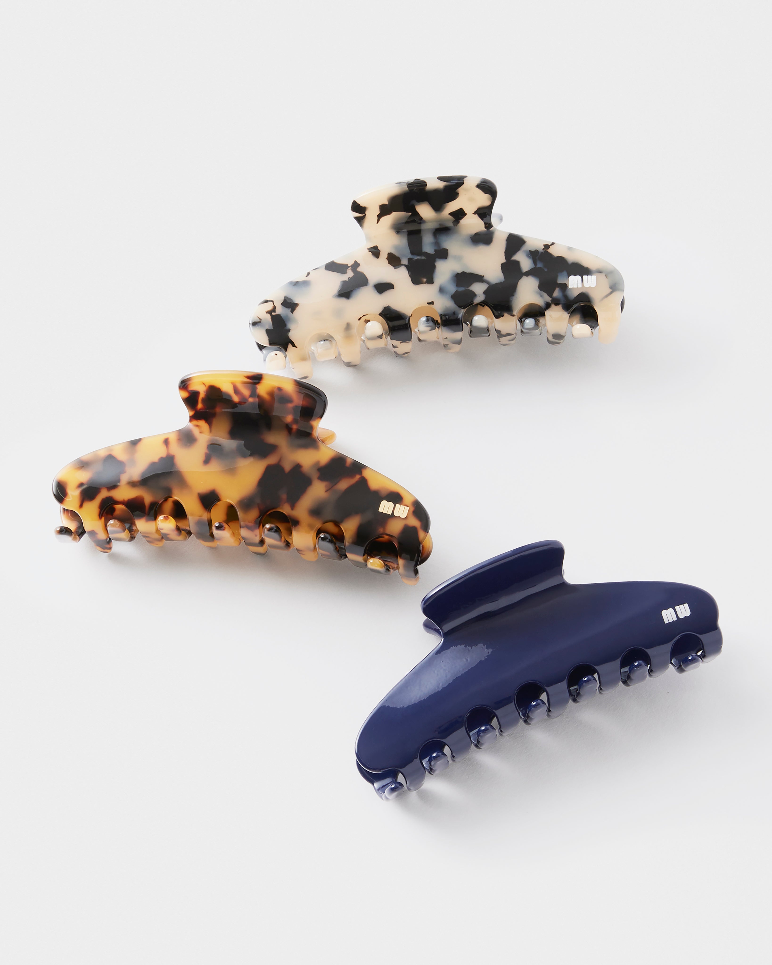 MW hair clip