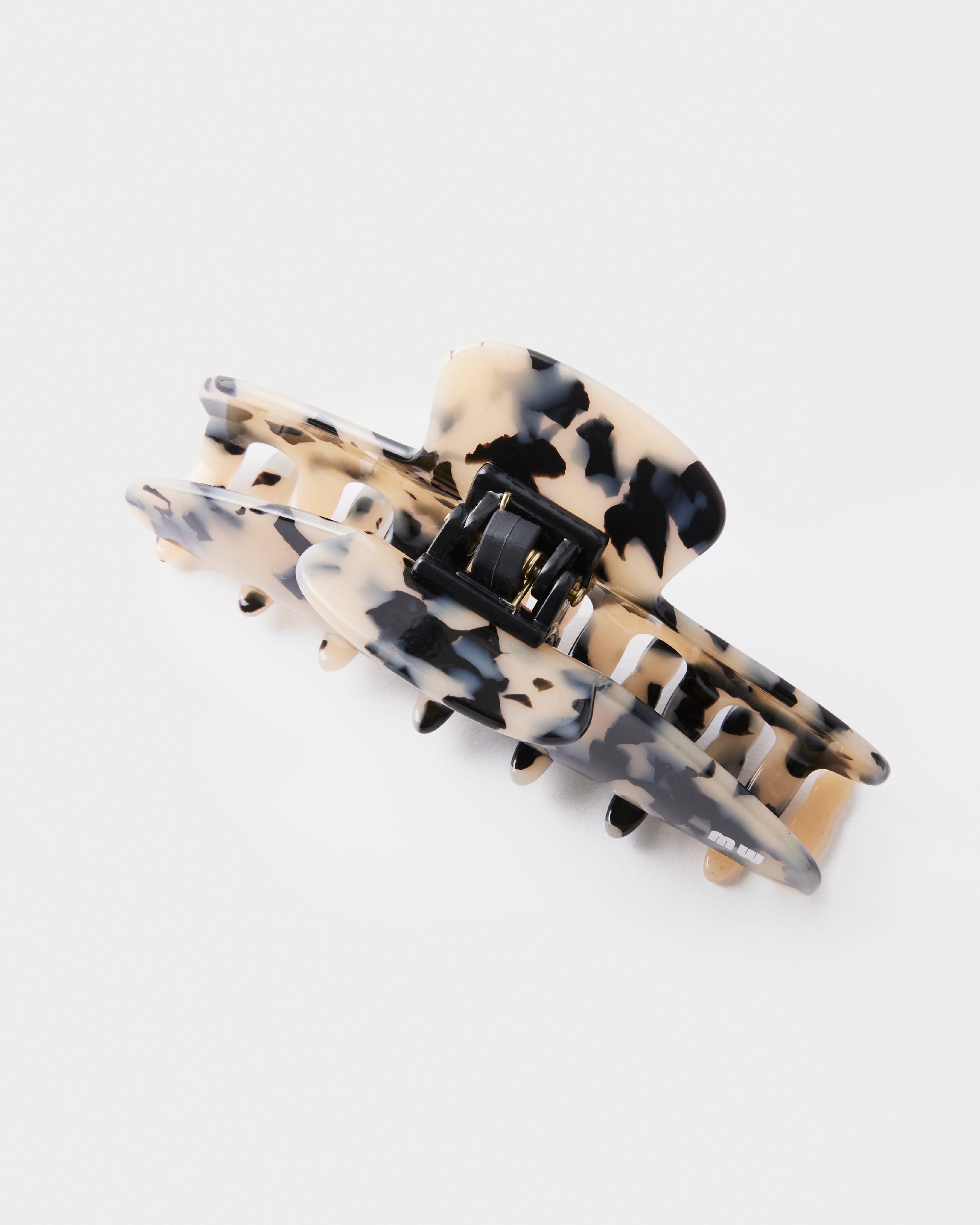MW hair clip