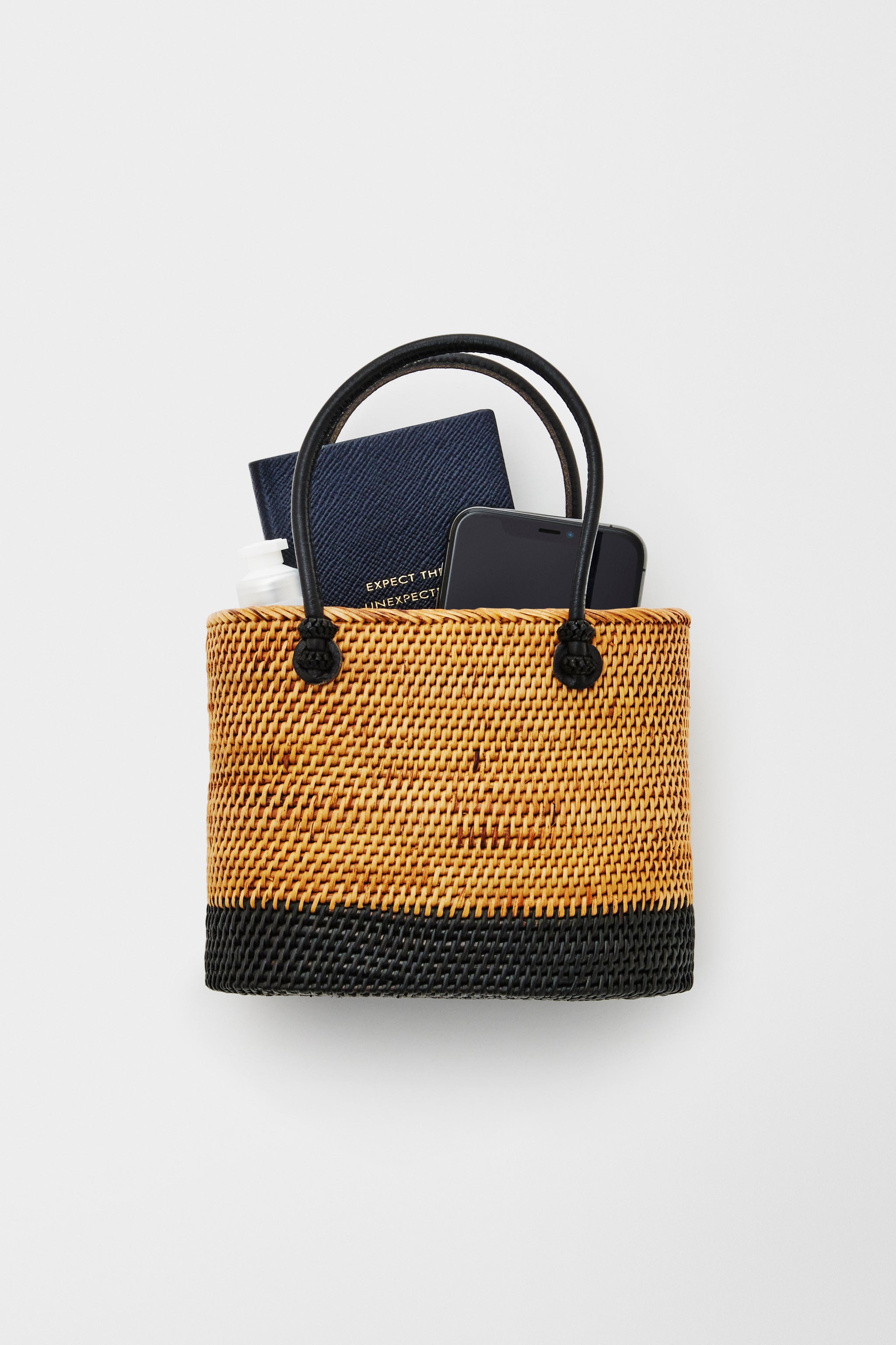 MYWEAKNESS Mendong ポピュラー bag マイウィークネス ともさかりえ