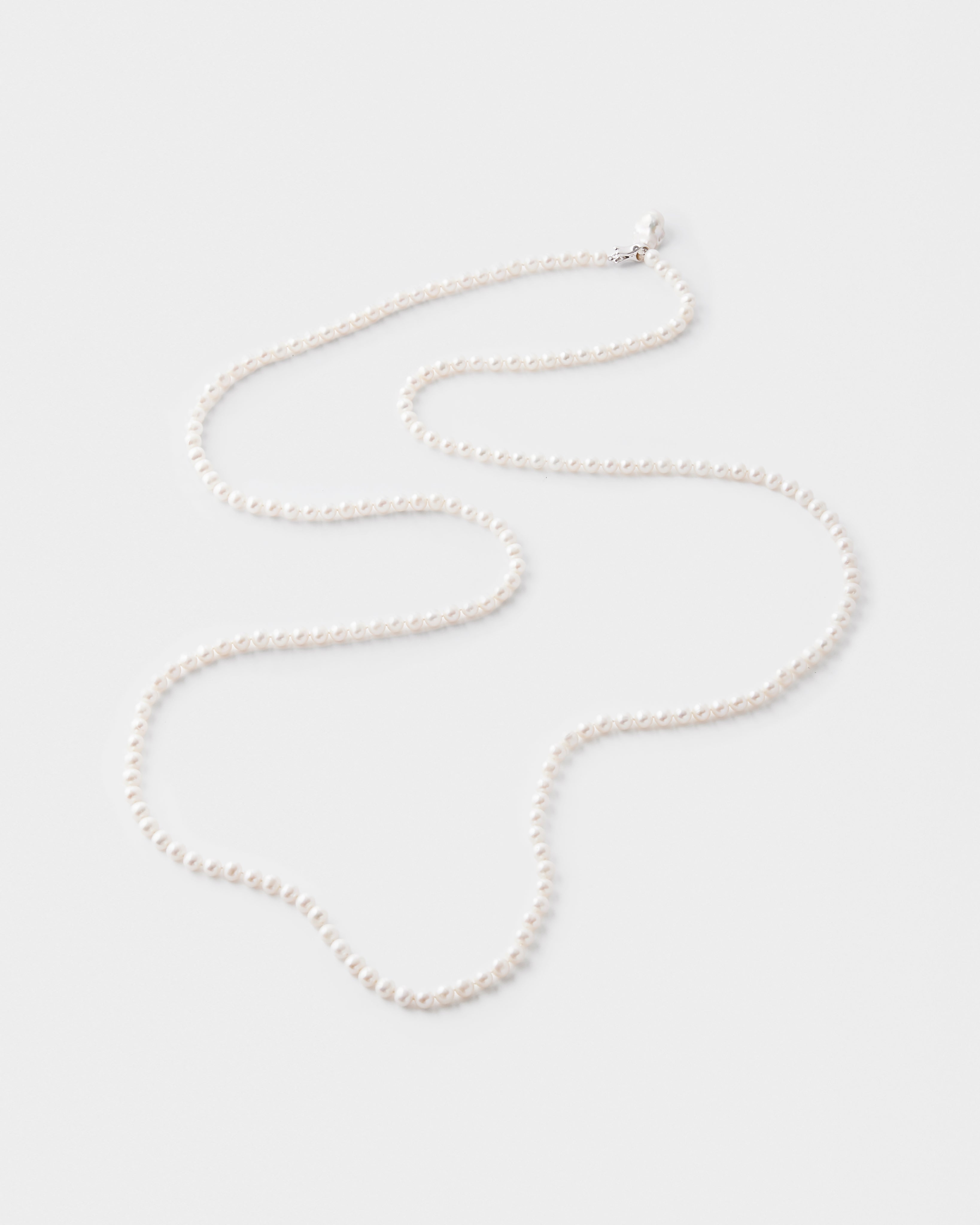 MYWEAKNESS ロングパールネックレス Long Pearl Necklace